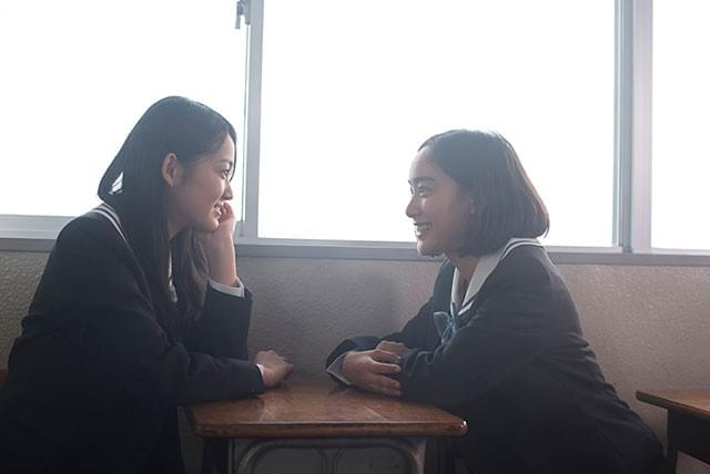 笑顔の奥には残忍さを持つ別の顔が……