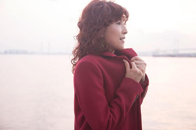 akkoのボーカルが女性の心を捉える