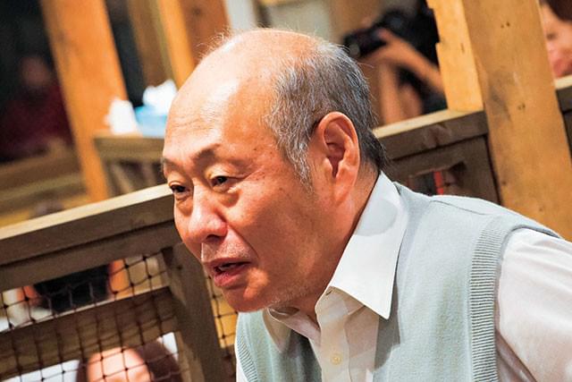 泉谷は完治の過去を知る弁護士役