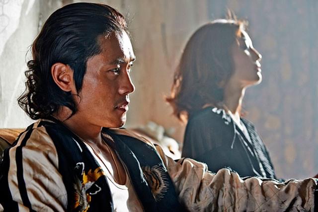 チンピラ役のイ・ビョンホン