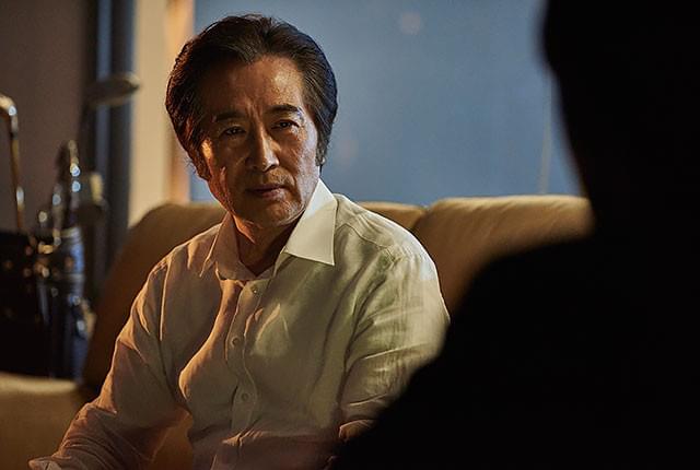 策士役のペク・ユンシク