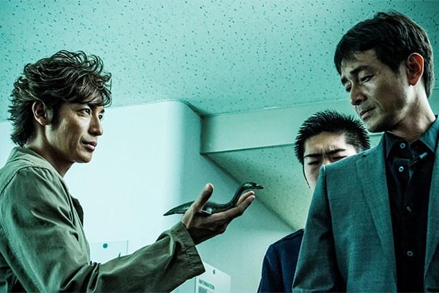 常人離れした思考回路の御手洗と、周囲の人間とのギャップあるやり取りも見どころ