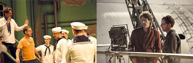 演出中のジョエル＆イーサン・コーエン監督。今作でも脚本を共同で手掛ける