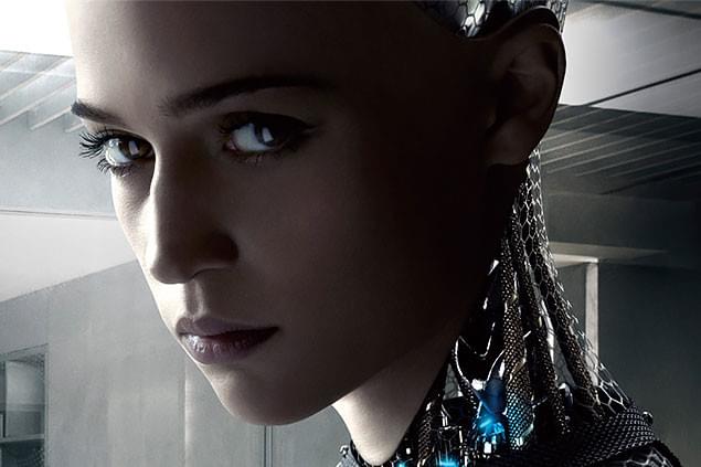 「ザ・ビーチ」の原作者でもあるガーランドが、アンドロイド映画に新風を吹き込んだ