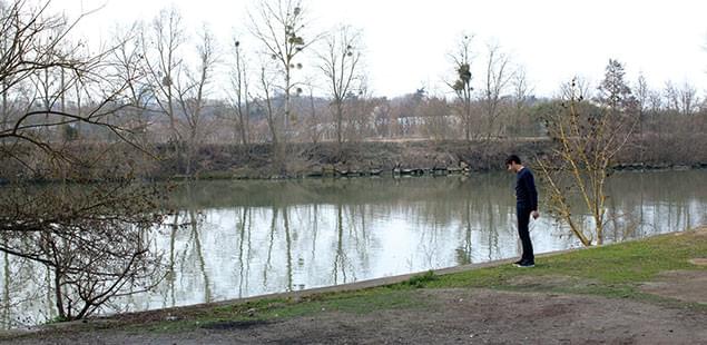 フランス映画の様式美を保ちつつ、黒沢監督独自の不穏な空気感が積み重ねられていく