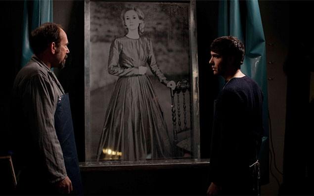 ダゲレオタイプで銀板に焼き付けられた被写体は、生きているかのような美しさを放つ