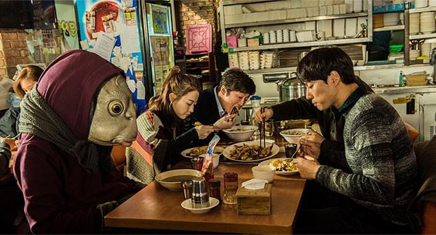 シュールで不思議な作品だけど、製作総指揮＆監督はカンヌ国際映画祭が認めた才能！