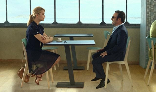 新しい恋に期待したのに、目の前に現れた男性の背が低かったら、あなたはどうする?