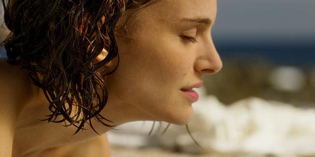 ズロトブスキ監督の才能に魅（み）せられ、ポートマンやデップも出演を熱望したという