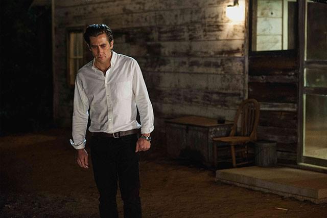 元夫を演じるのはギレンホールだが、「小説の主人公」役としても登場する