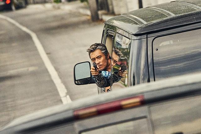 たたみ掛けるアクションと張りめぐらされたサスペンスは、まさしく「ワールドクラス」