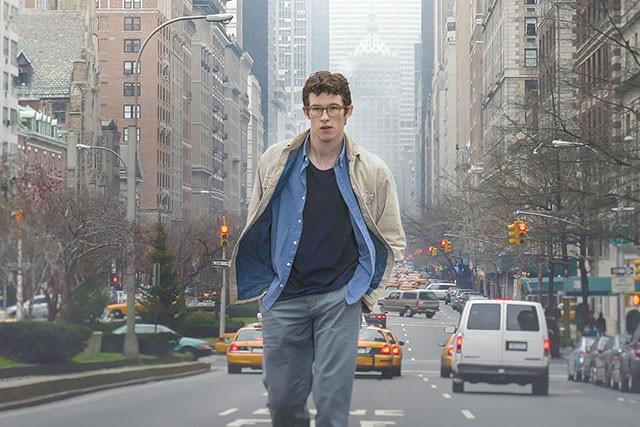 現代のニューヨークを舞台に、ほろ苦くもみずみずしい珠玉の青春ドラマが幕を開ける