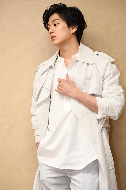 杉咲花＆新田真剣佑、若手俳優“だけ”の現場で得たもの