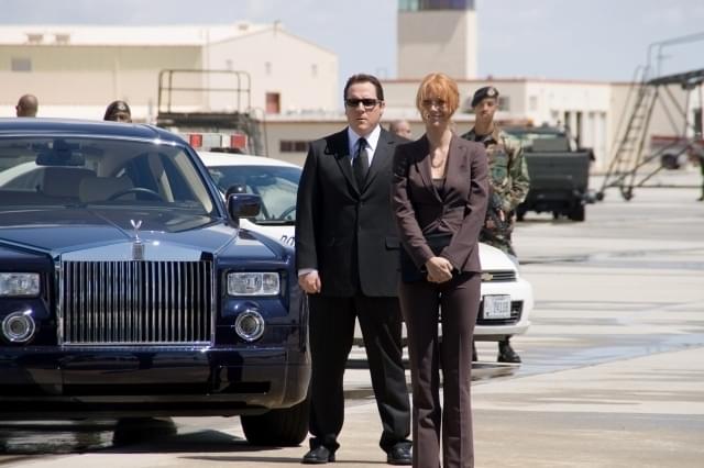 ハッピー・ホーガン(ジョン・ファヴロー)、ペッパー・ポッツ(グウィネス・パルトロー)