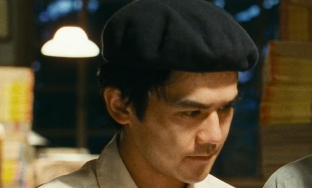 さとうこうじ扮する石森章太郎（石ノ森章太郎）