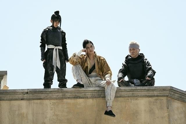 左からランファン(黒島結菜)、リン、フー(筧利夫)