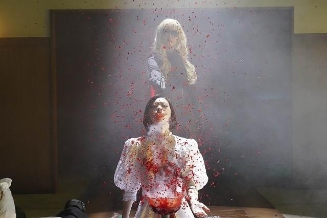 ※飛び散っているのは“いくら”です。