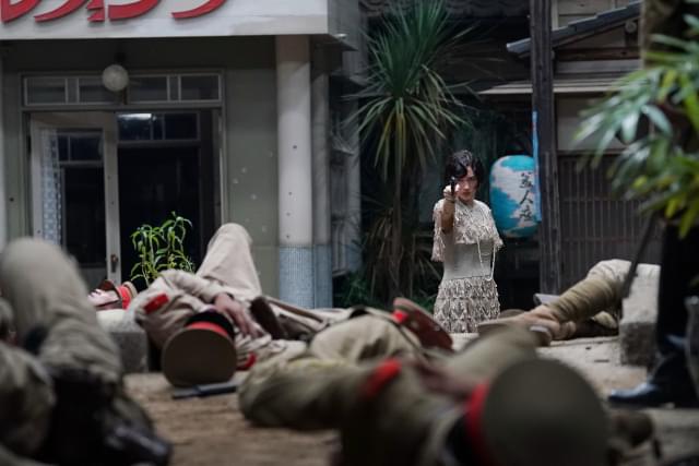 「リボルバー・リリー」