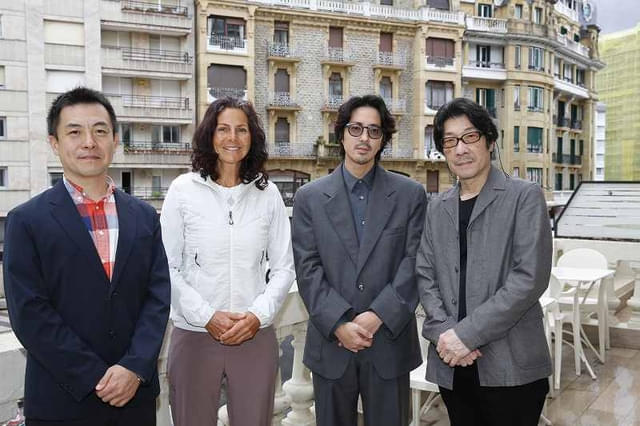 ゲルリンデ・カルテンブルンナーさん(左から2番目)。サン・セバスティアン国際映画祭では阪本監督らと交流を深めた