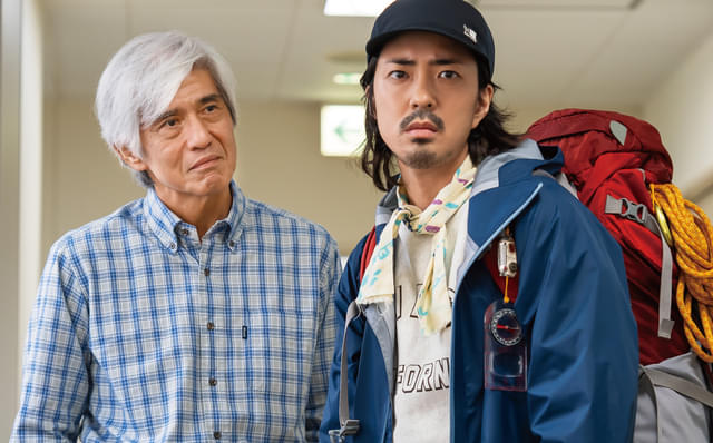 純子の息子・真太郎（左／演：若葉竜也）