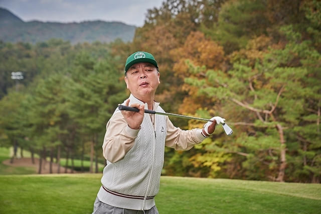 まだご機嫌なお偉いさん