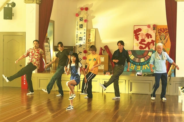 凄腕殺し屋集団の貴重な練習シーン