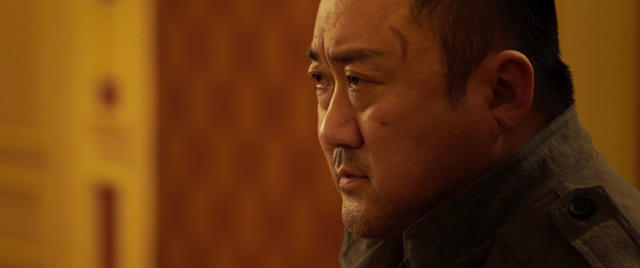 「悪魔祓い株式会社」社長・バウ。強大なパワーには“秘密”と“悲しき過去”があって……