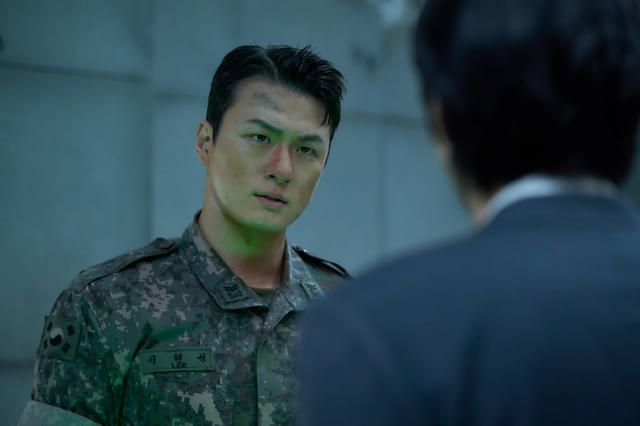 怪力のスキルで仲間を護るイ・ヒョンソン（演：シン・スンホ）