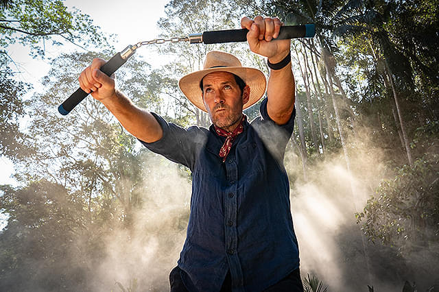 主人公たちがリメイクする「アナコンダ」にはヌンチャクも登場……え？どういうこと？