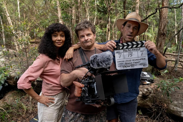 絶賛撮影中（このあとアナコンダに襲われます）