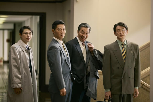 被告側の人々…