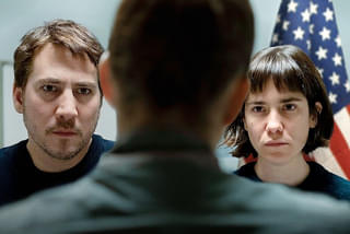 入国審査の注目特集