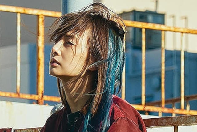 昼、母親。夜、ドラッグの売人。の注目特集