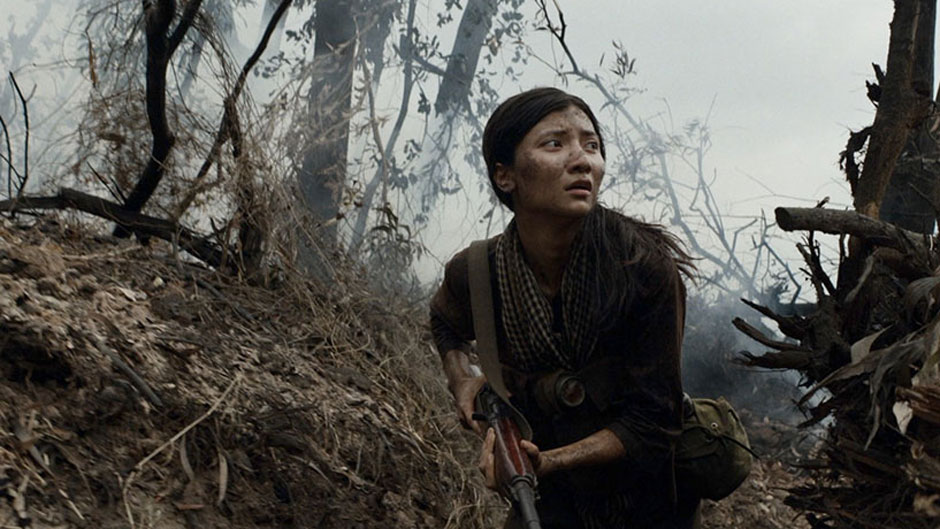 トンネル：暗闇の中の太陽